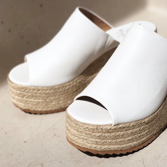 NEW White Smooth Faux Leather Espadrilles Chunky Platform Wedge Slides Sandals - Picture 3 of 13
